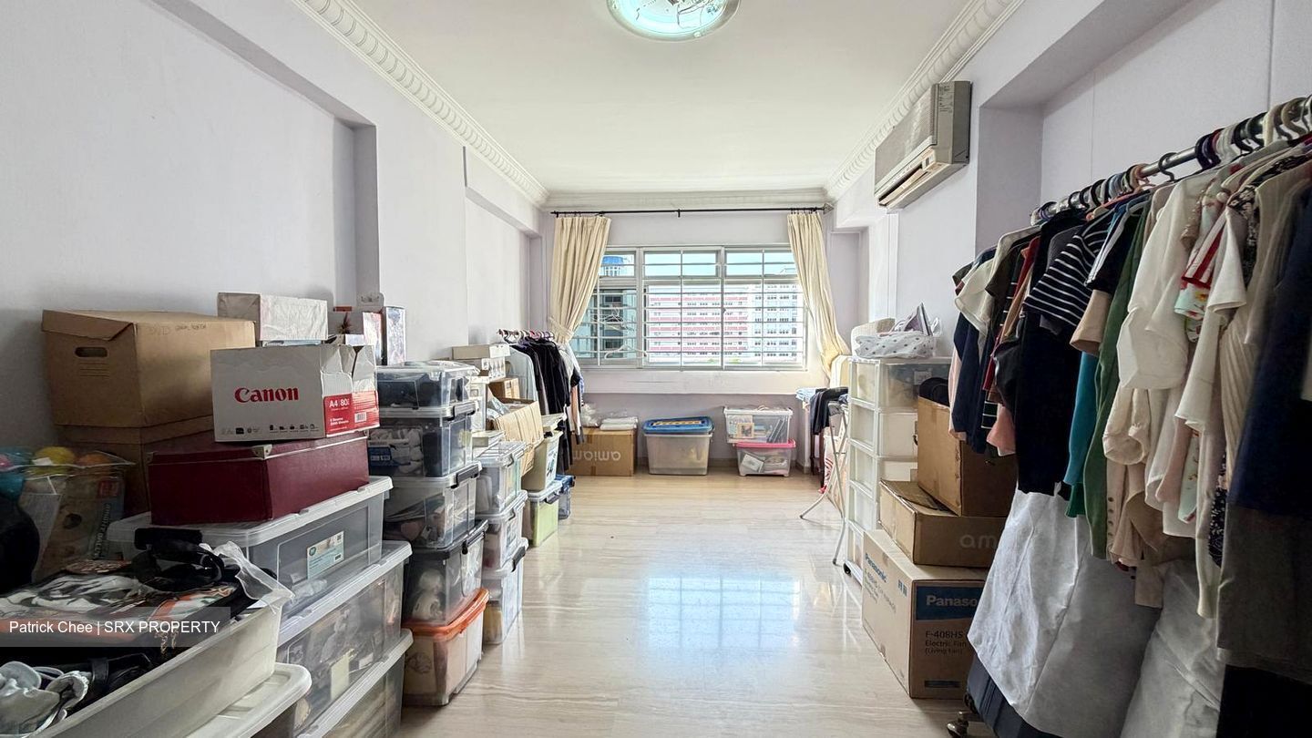 Blk 329 Tampines Street 32 (Tampines), HDB Executive #558567551